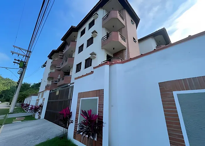 Praia das Toninhas - Condominio Summer Time
